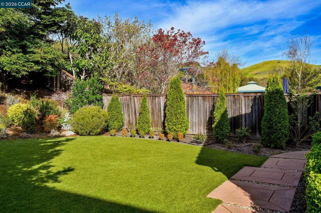419 Fuchsia Ln, San Ramon, CA 94582