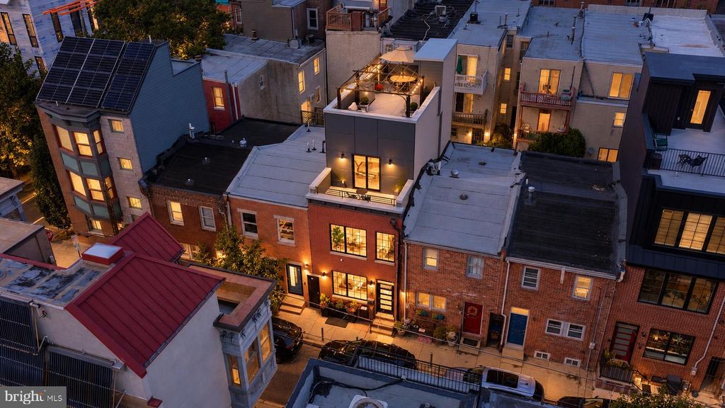 1941 KATER ST, PHILADELPHIA, PA 19146 — exterior