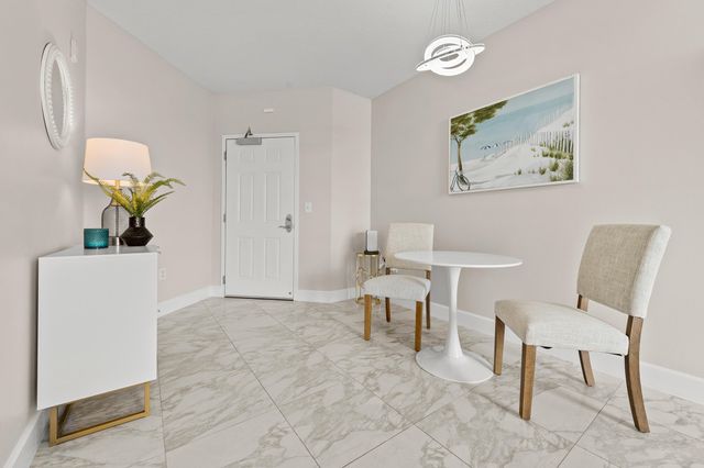 511 Lucerne Avenue 315, Lake Worth Beach, FL 33460