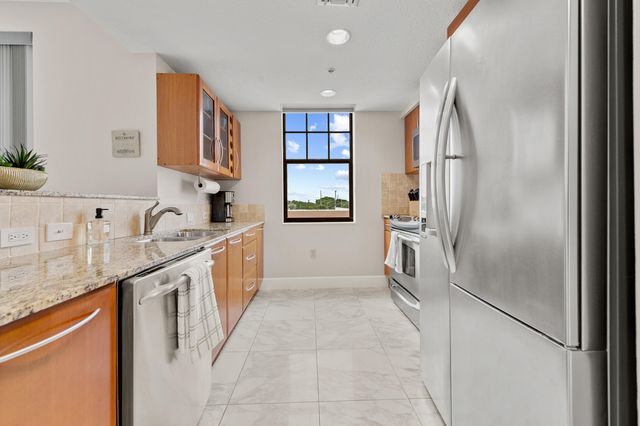 511 Lucerne Avenue 315, Lake Worth Beach, FL 33460