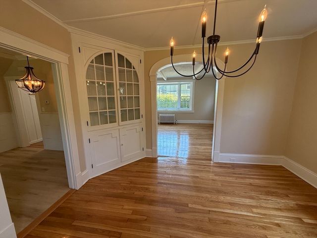 82 Hartwell St, Southbridge, MA 01550