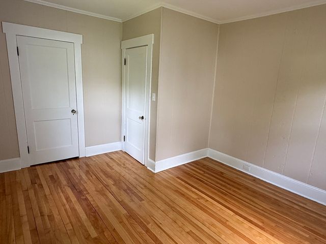 82 Hartwell St, Southbridge, MA 01550