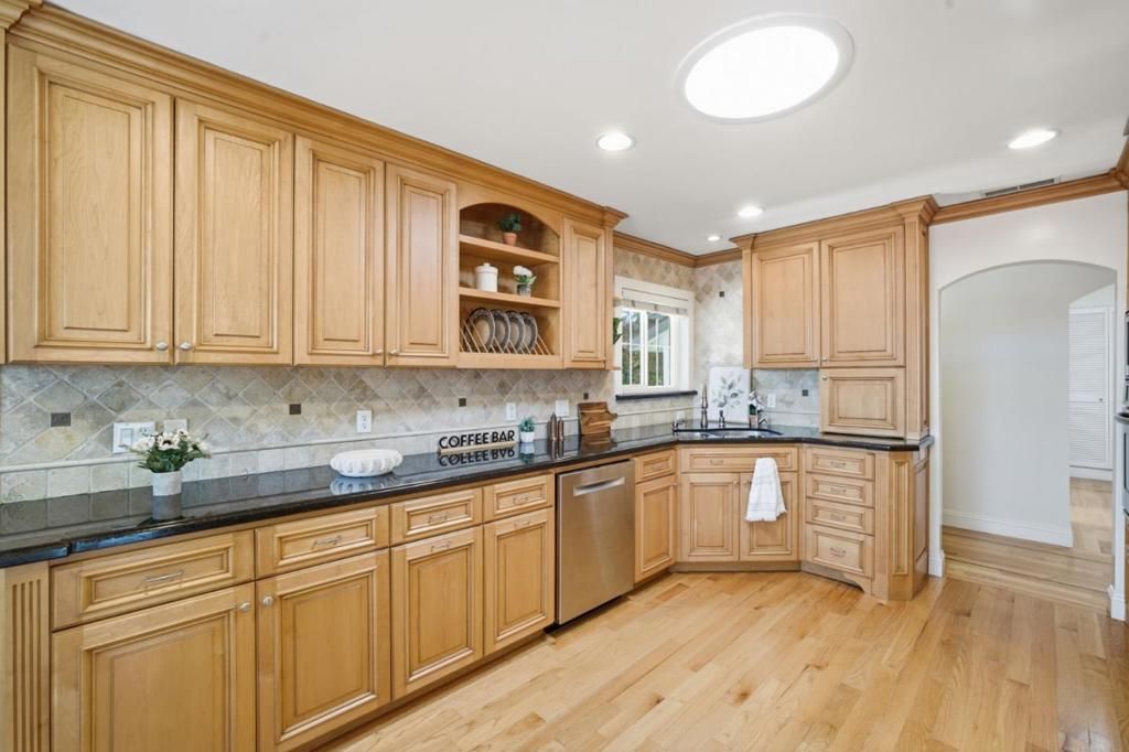 Image 15 of property listing at 1495 Kimberly Court, San Jose, CA 95118