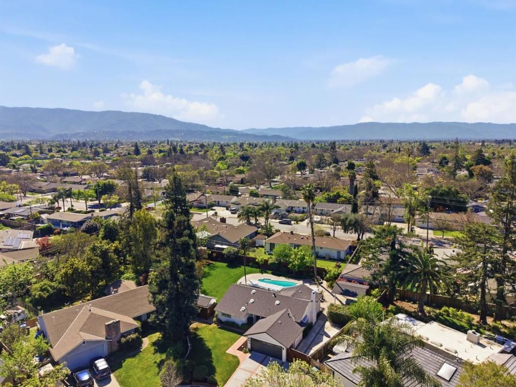 Image 31 of property listing at 1495 Kimberly Court, San Jose, CA 95118