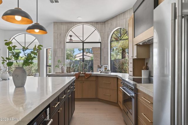 5002 E KAREN Drive, Scottsdale, AZ 85254
