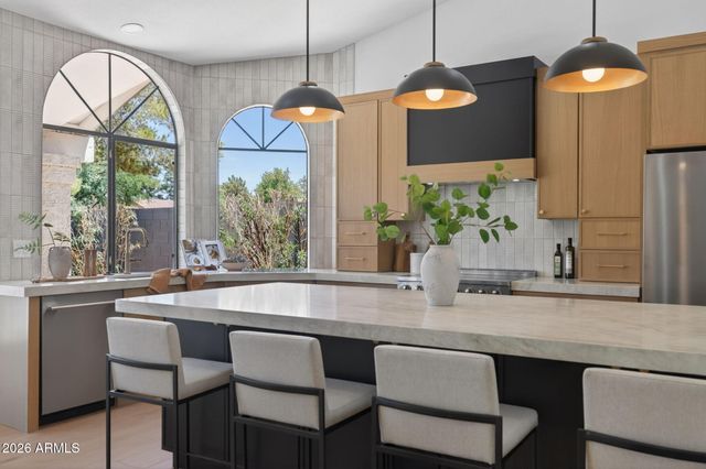 5002 E KAREN Drive, Scottsdale, AZ 85254