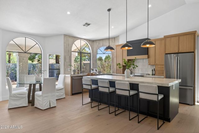5002 E KAREN Drive, Scottsdale, AZ 85254