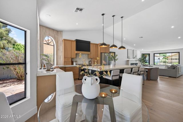 5002 E KAREN Drive, Scottsdale, AZ 85254