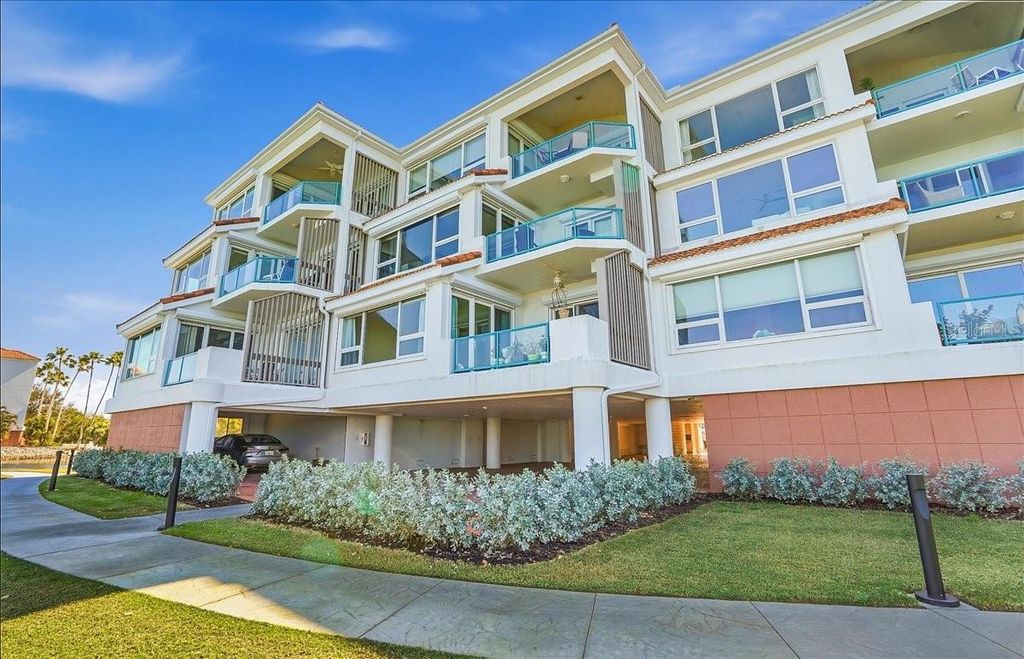 Image 2 of property listing at 380 GULF OF MEXICO DRIVE 515, Longboat Key, FL 34228