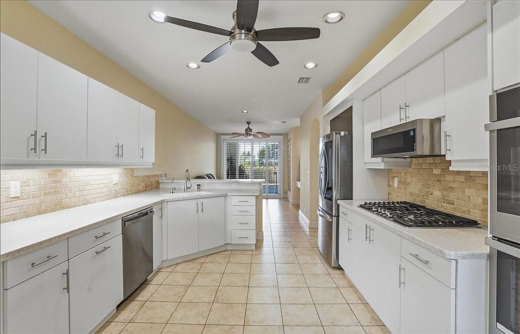 Image 17 of property listing at 380 GULF OF MEXICO DRIVE 515, Longboat Key, FL 34228