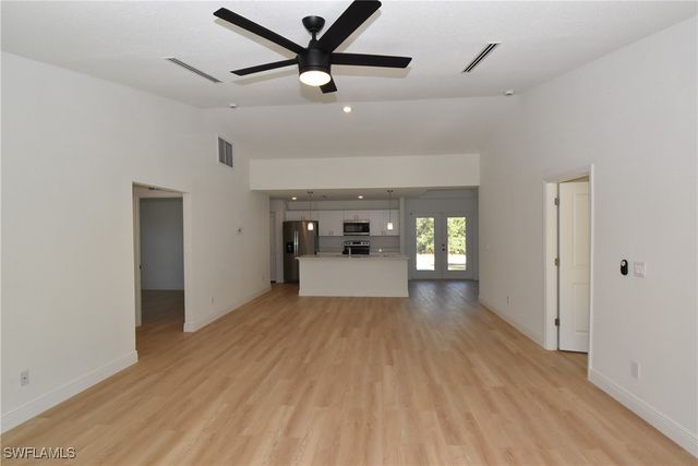 5221 Mojave AVE, North Port, FL 34288