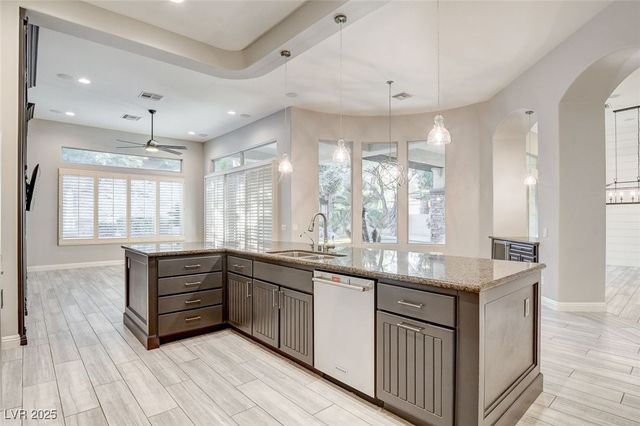 5 Karsten Creek Court, Henderson, NV 89052