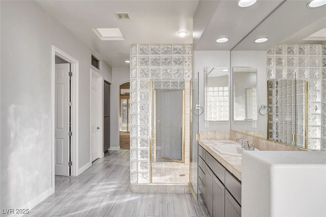 5 Karsten Creek Court, Henderson, NV 89052