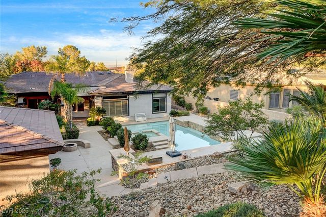 5 Karsten Creek Court, Henderson, NV 89052