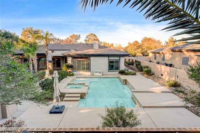 5 Karsten Creek Court, Henderson, NV 89052