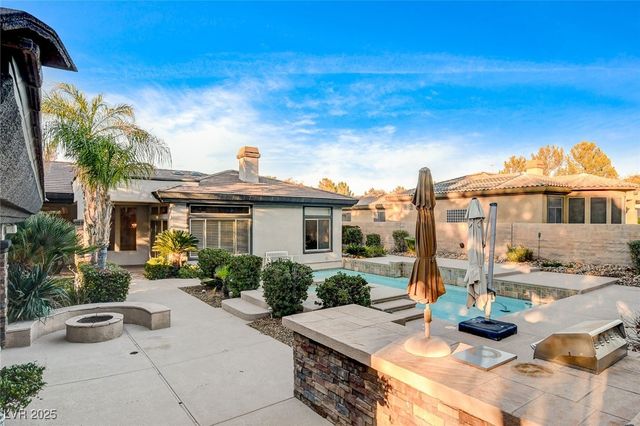 5 Karsten Creek Court, Henderson, NV 89052