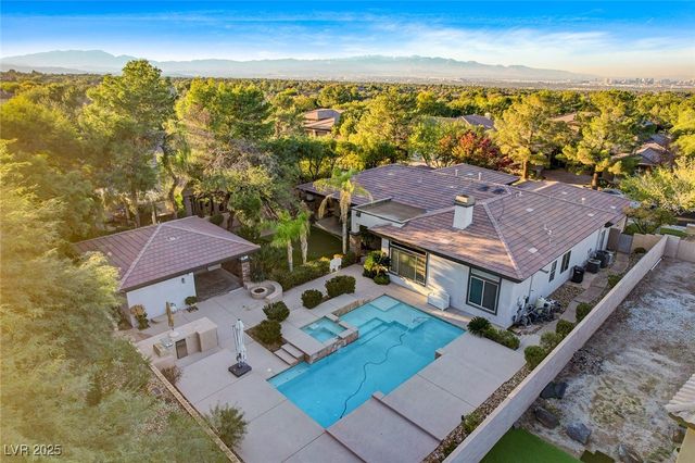 5 Karsten Creek Court, Henderson, NV 89052