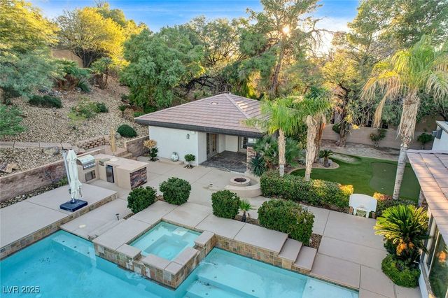 5 Karsten Creek Court, Henderson, NV 89052