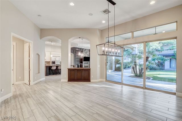 5 Karsten Creek Court, Henderson, NV 89052