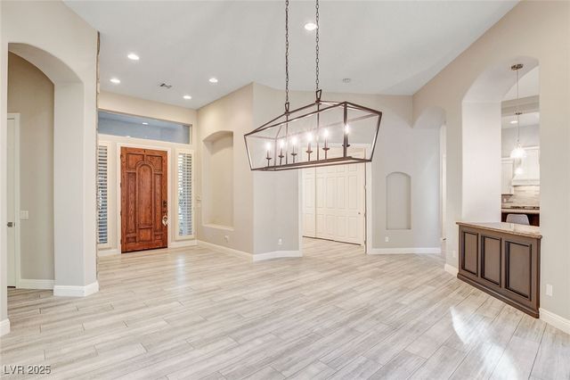 5 Karsten Creek Court, Henderson, NV 89052