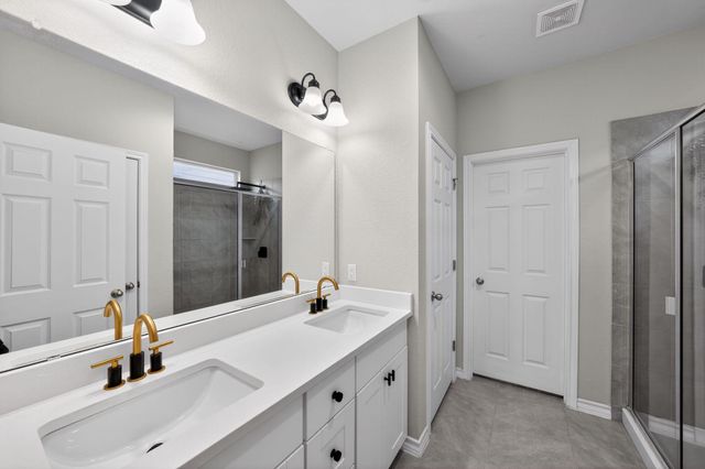 161 Flexus LN, Liberty Hill, TX 78642