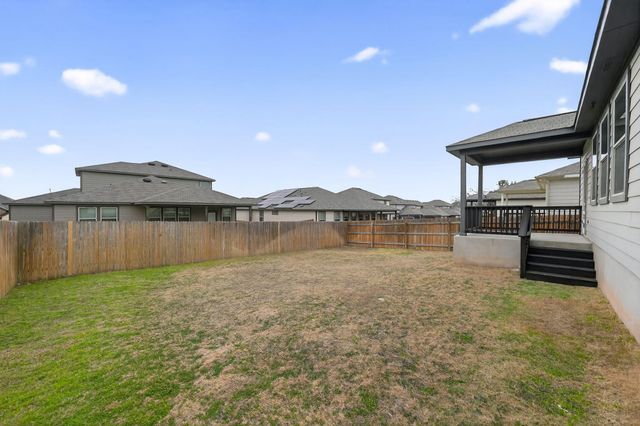 161 Flexus LN, Liberty Hill, TX 78642