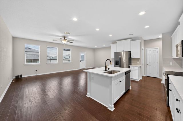 161 Flexus LN, Liberty Hill, TX 78642