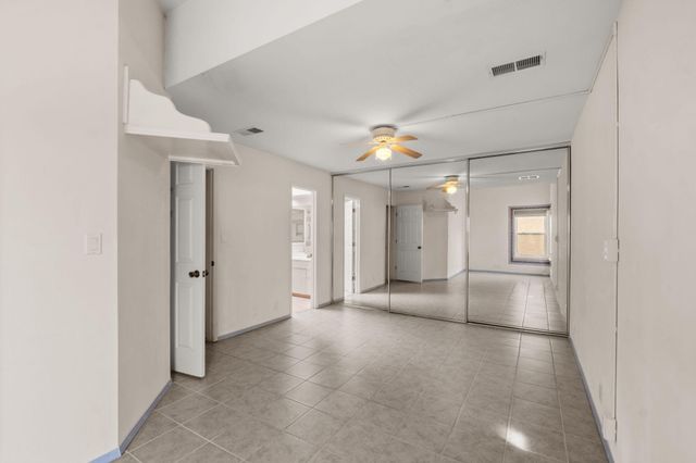 504 Eastlake Drive SE, Rio Rancho, NM 87124