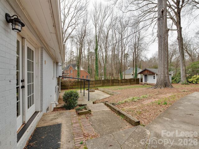 7026 Morganford Road, Charlotte, NC 28211
