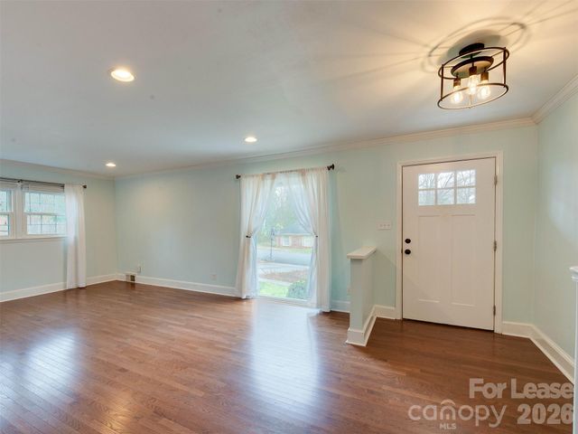 7026 Morganford Road, Charlotte, NC 28211