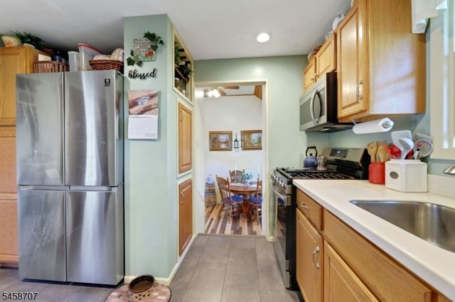2 Kushaqua Trl, West Milford Twp., NJ 07421