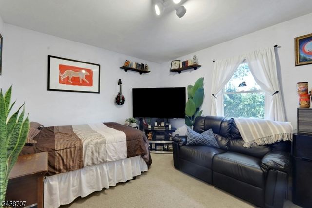 2 Kushaqua Trl, West Milford Twp., NJ 07421