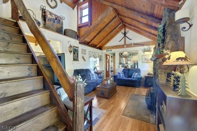 2 Kushaqua Trl, West Milford Twp., NJ 07421