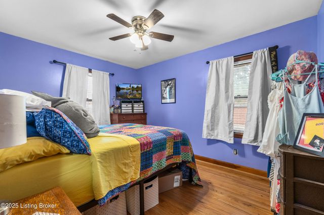 2018 Dixie Garden Dr, Louisville, KY 40272