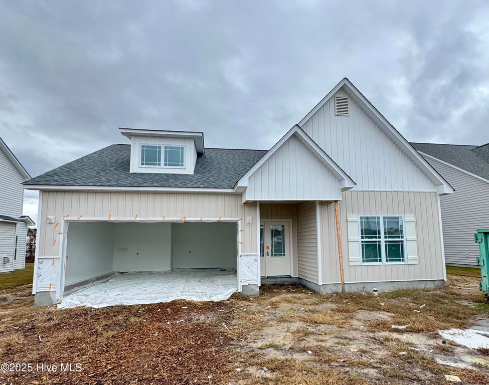 2404 Great Laurel Court, Greenville, NC 27834