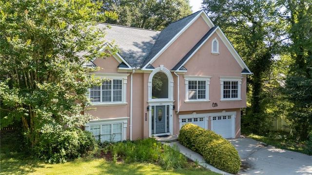 5046 Sunbrook NW Drive, Acworth, GA 30101