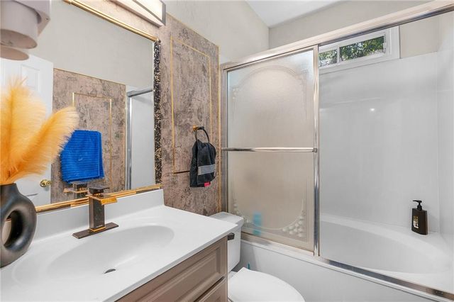 5046 Sunbrook NW Drive, Acworth, GA 30101