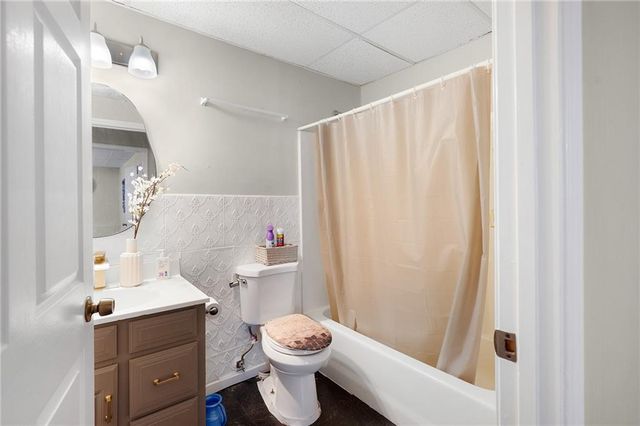 5046 Sunbrook NW Drive, Acworth, GA 30101