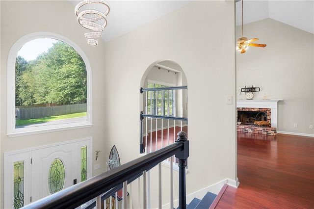 5046 Sunbrook NW Drive, Acworth, GA 30101