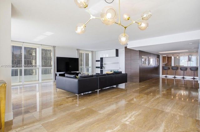 50 Biscayne Blvd 2510, Miami, FL 33132