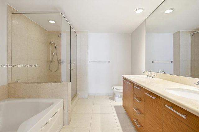 50 Biscayne Blvd 2510, Miami, FL 33132