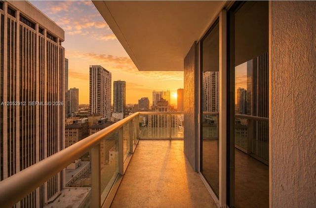 50 Biscayne Blvd 2510, Miami, FL 33132
