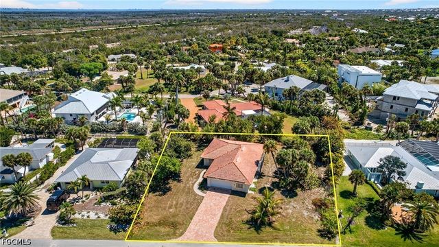 1314 Tahiti DR, Sanibel, FL 33957