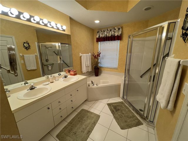 25576 Lake Ameila Way WAY 101, Bonita Springs, FL 34134