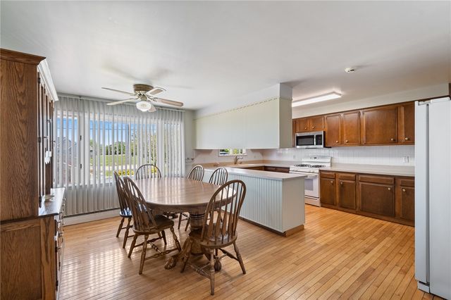 6075 Arbor Road, Ontario, NY 14519