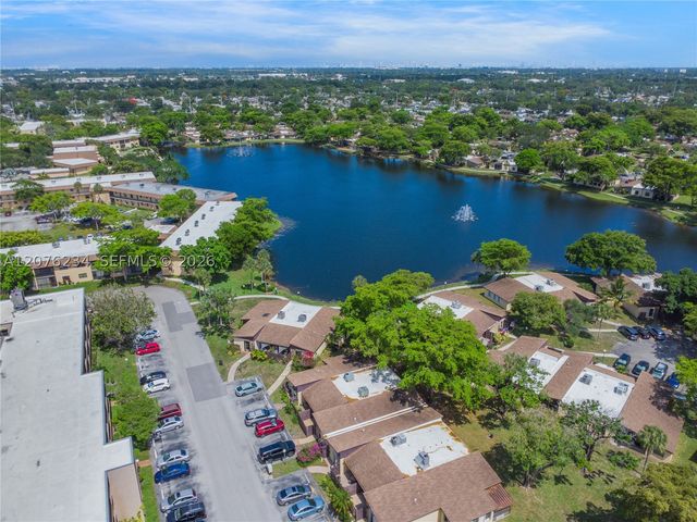 201 Berkley Rd 102, Hollywood, FL 33024