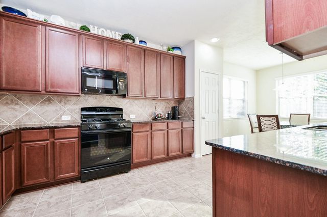 1915 Stieler Drive, Houston, TX 77049