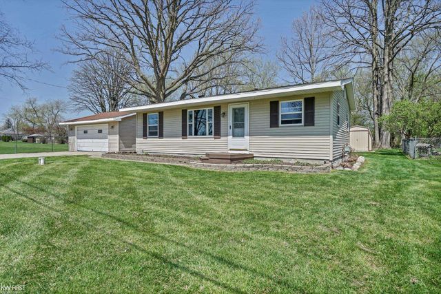1201 Thelma Street, Mount Morris, MI 48458
