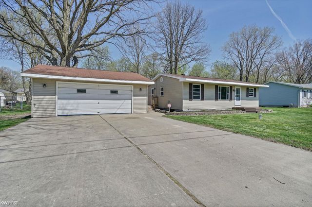 1201 Thelma Street, Mount Morris, MI 48458