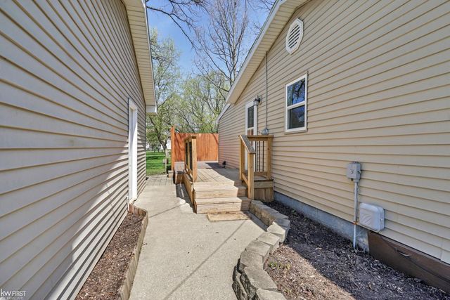 1201 Thelma Street, Mount Morris, MI 48458